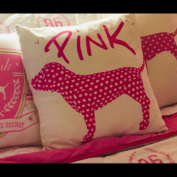 ISO Comforter! Full/Queen ππππ - Picture 3 of 3